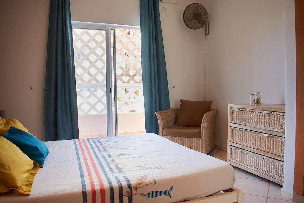 Santana - T2 Confortavel A 300 M Da Praia De Santa Maria Daire Dış mekan fotoğraf